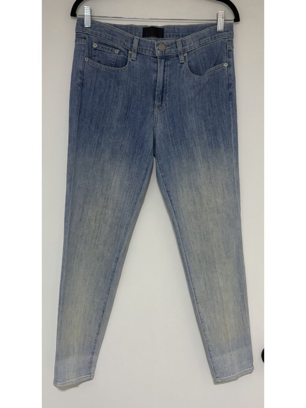 Vince Mason Women’s Relaxed Rolled Jeans in Hombre Wash Ombre Size 27
